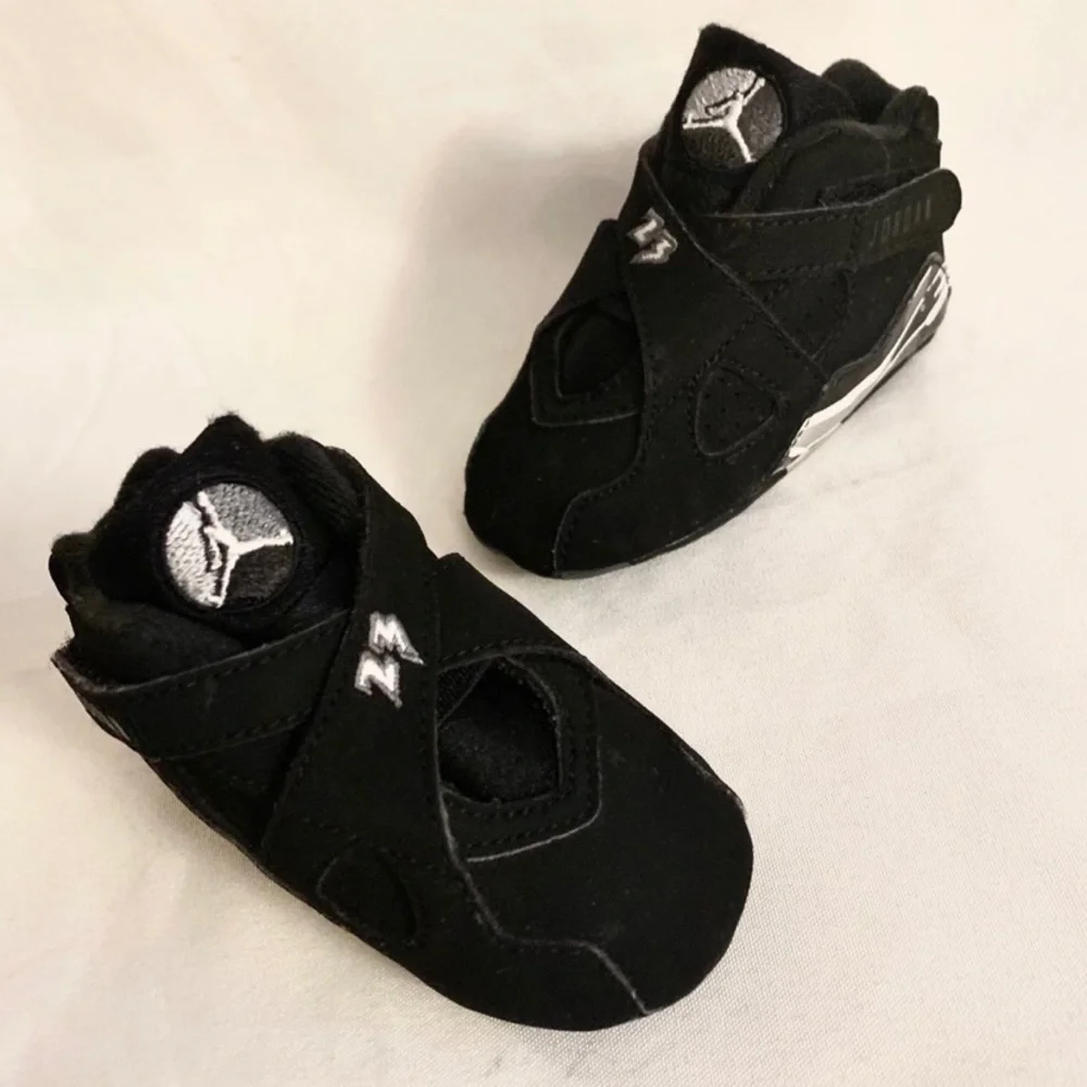 Jordan Black Baby Crib Shoes with Silver Jumpman